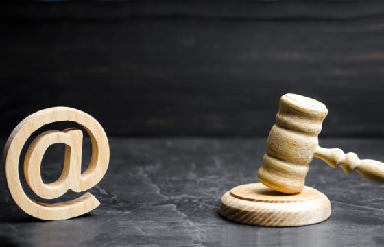 Email for Lawyers: Keep Client Communications Confidential